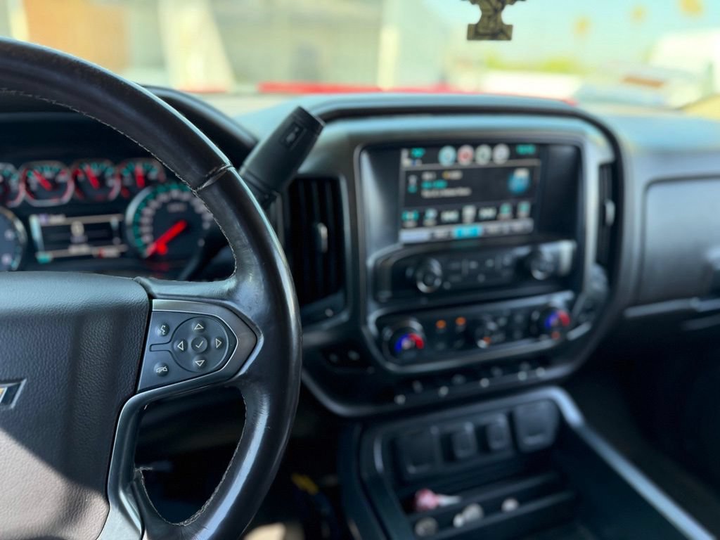 Used 2018 Chevrolet Silverado 1500 LTZ Z71 AWD/4WD image 8
