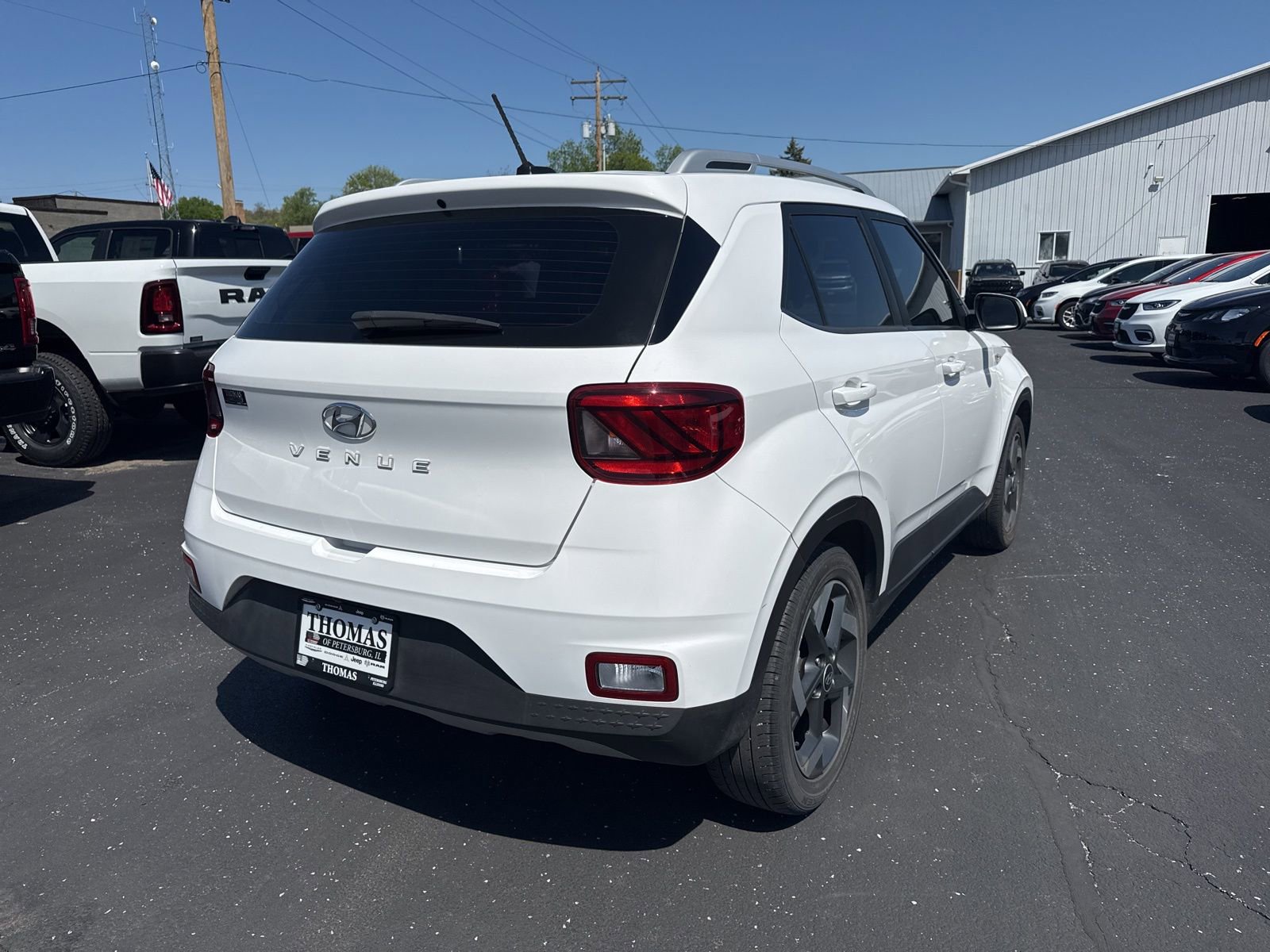 Used 2023 Hyundai Venue SEL w/ Cargo Package image 7