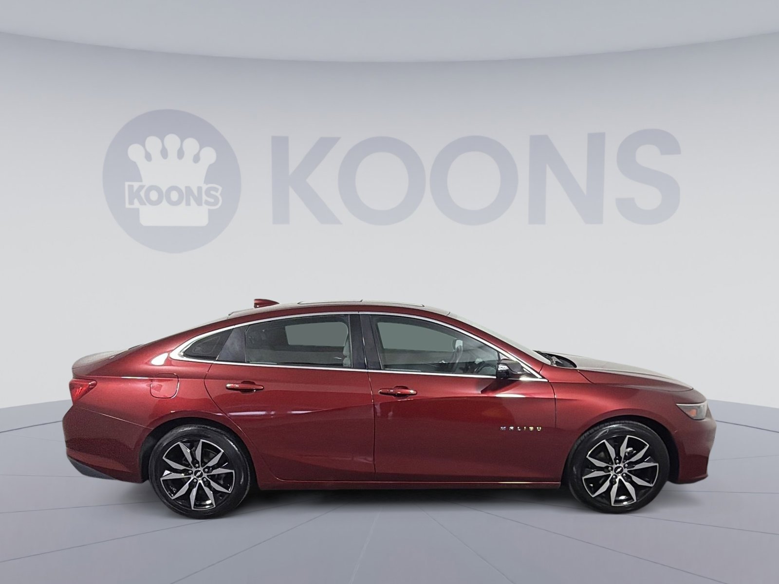 Used 2018 Chevrolet Malibu LT w/ Leather Package image 8