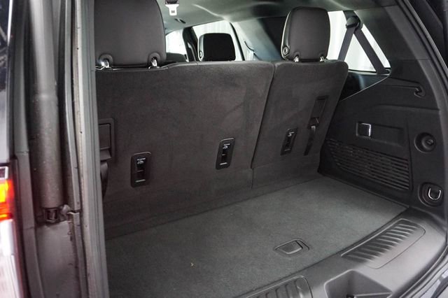Used 2024 GMC Yukon SLT image 16