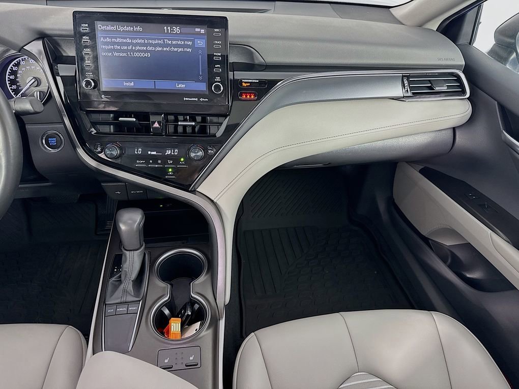 Used 2024 Toyota Camry SE w/ Cold Weather Package image 26