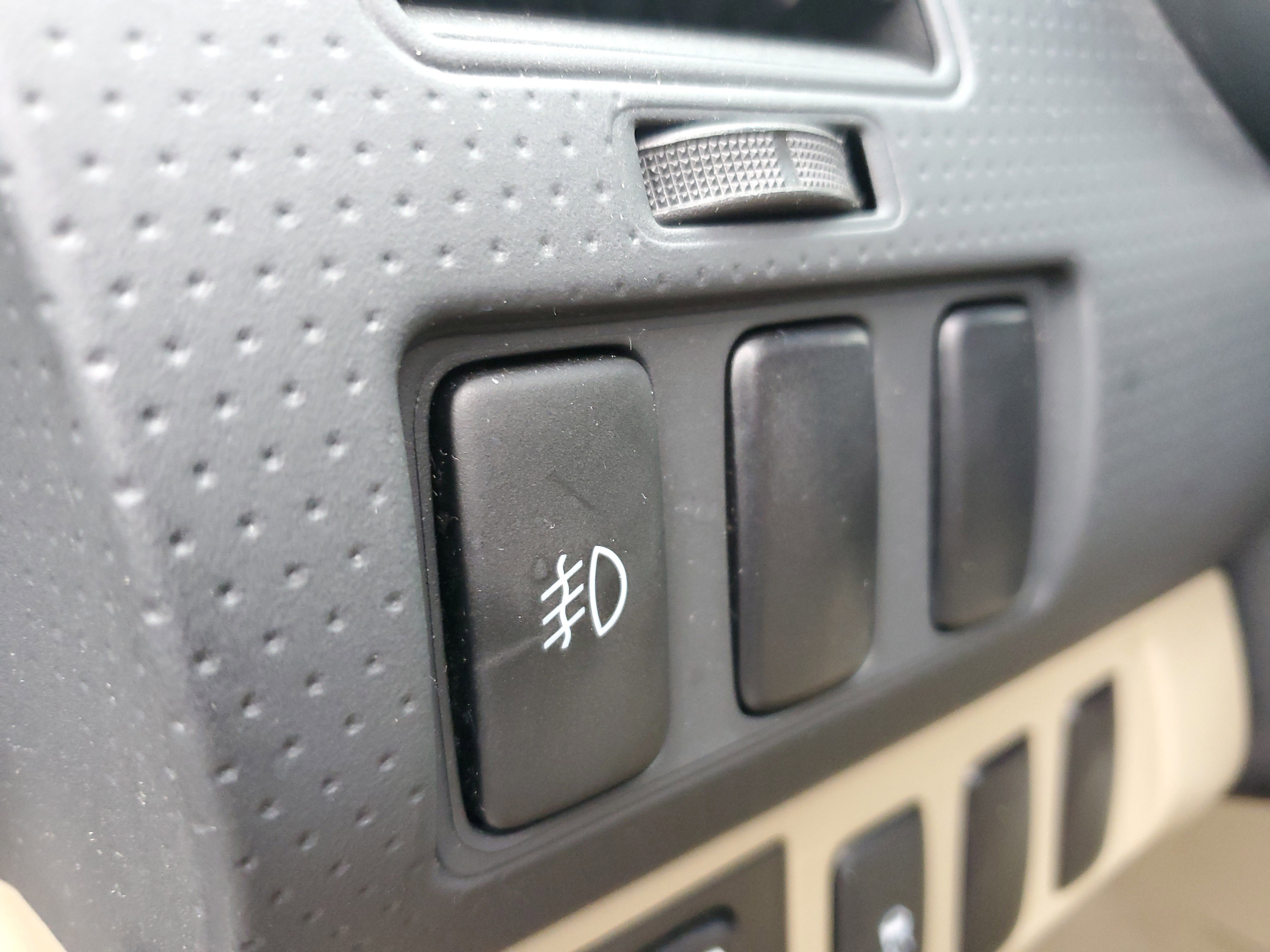 Used 2011 Toyota Tacoma PreRunner image 19