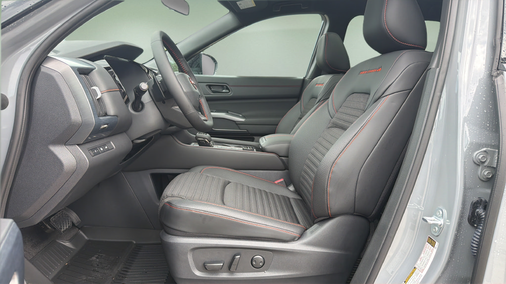 New 2026 Nissan Pathfinder Rock Creek AWD/4WD image 19