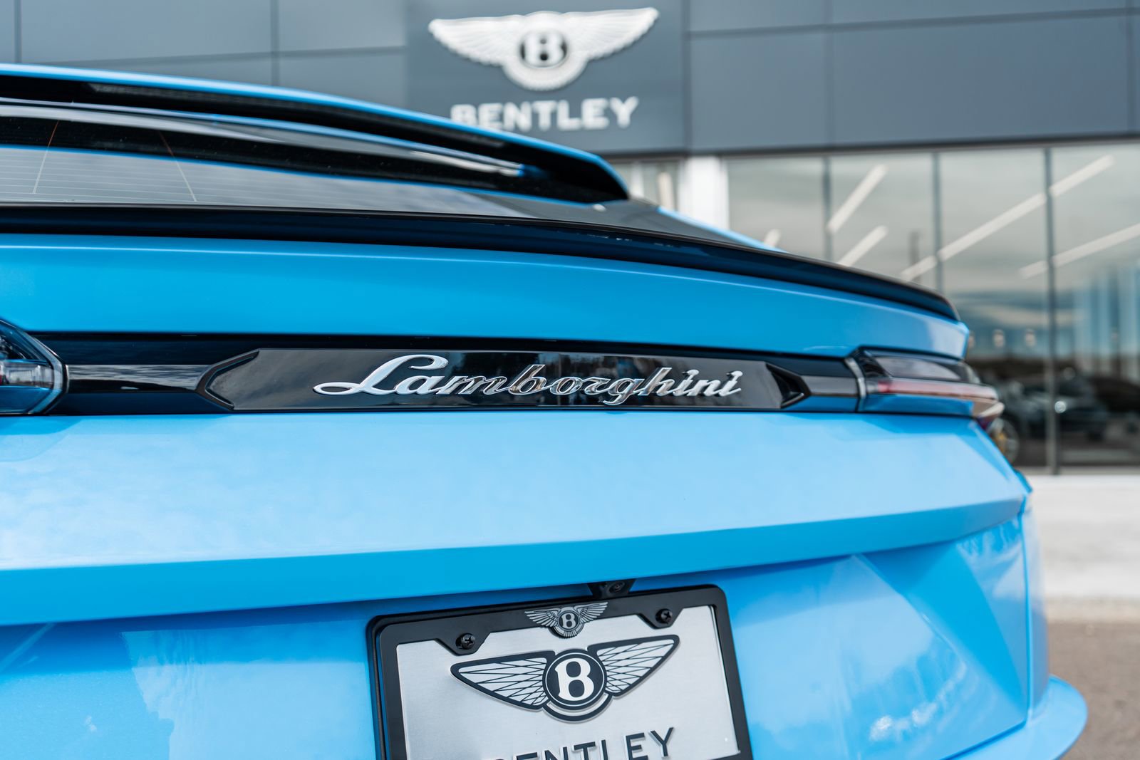 Used 2023 Lamborghini Urus S image 10