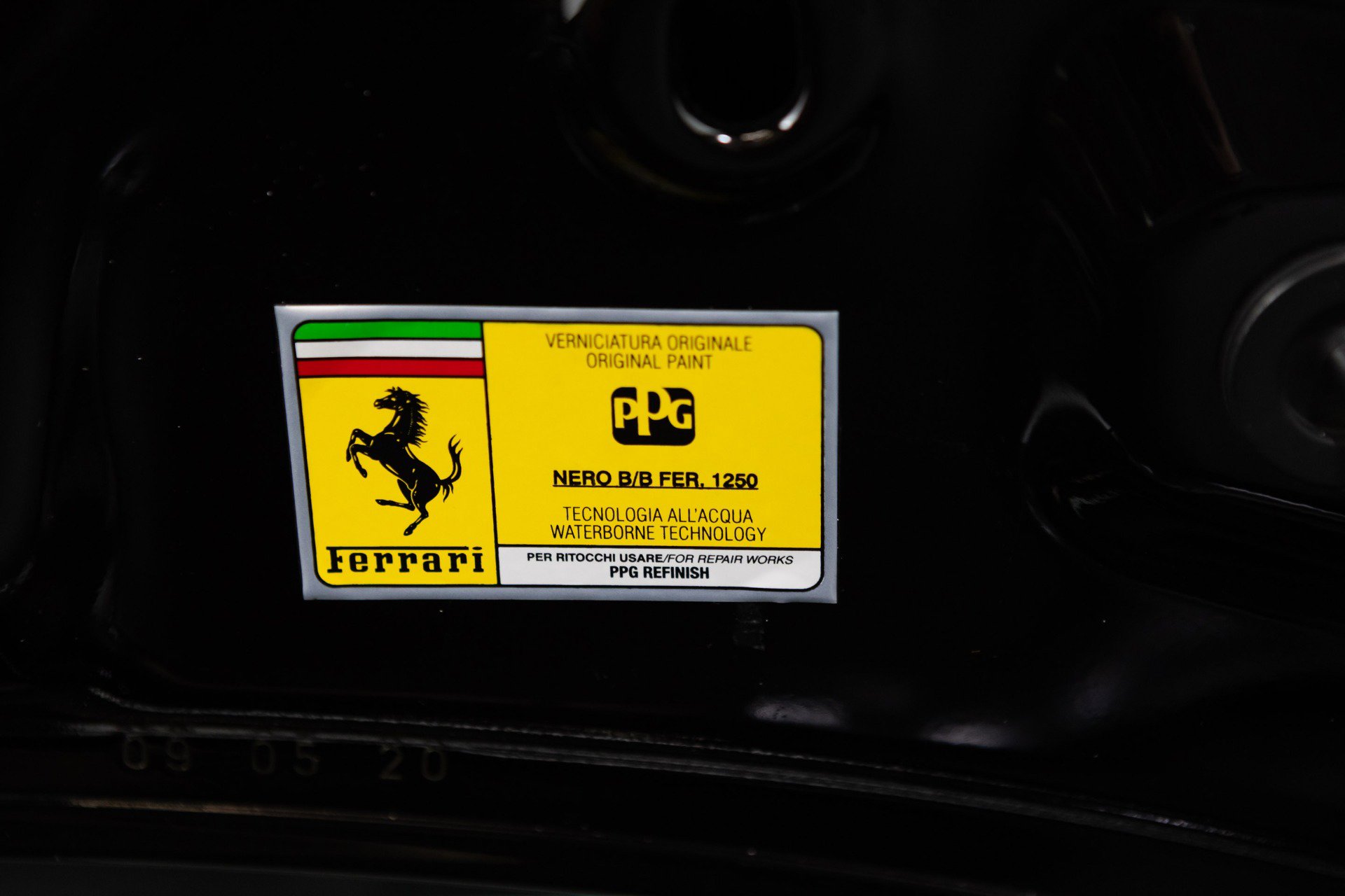 Used 2010 Ferrari California image 98