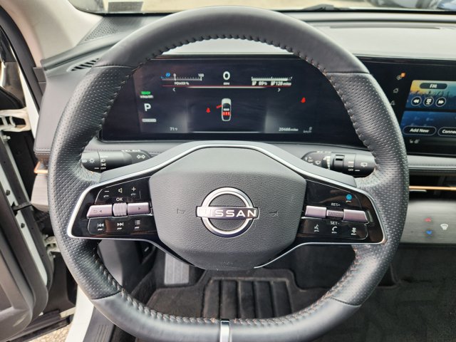 Certified 2023 Nissan Ariya FWD image 9