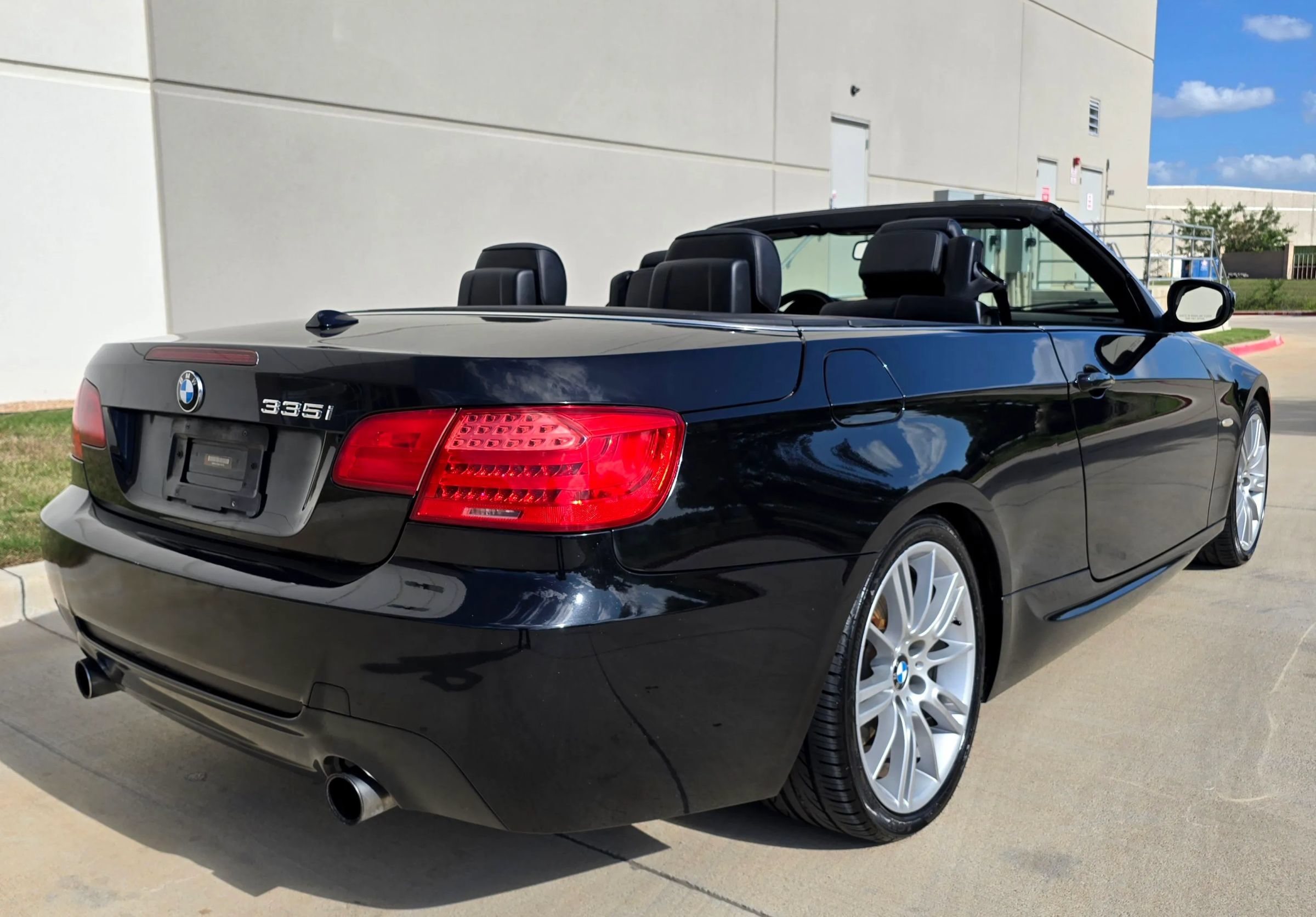 Used 2013 BMW 335i Convertible RWD image 7