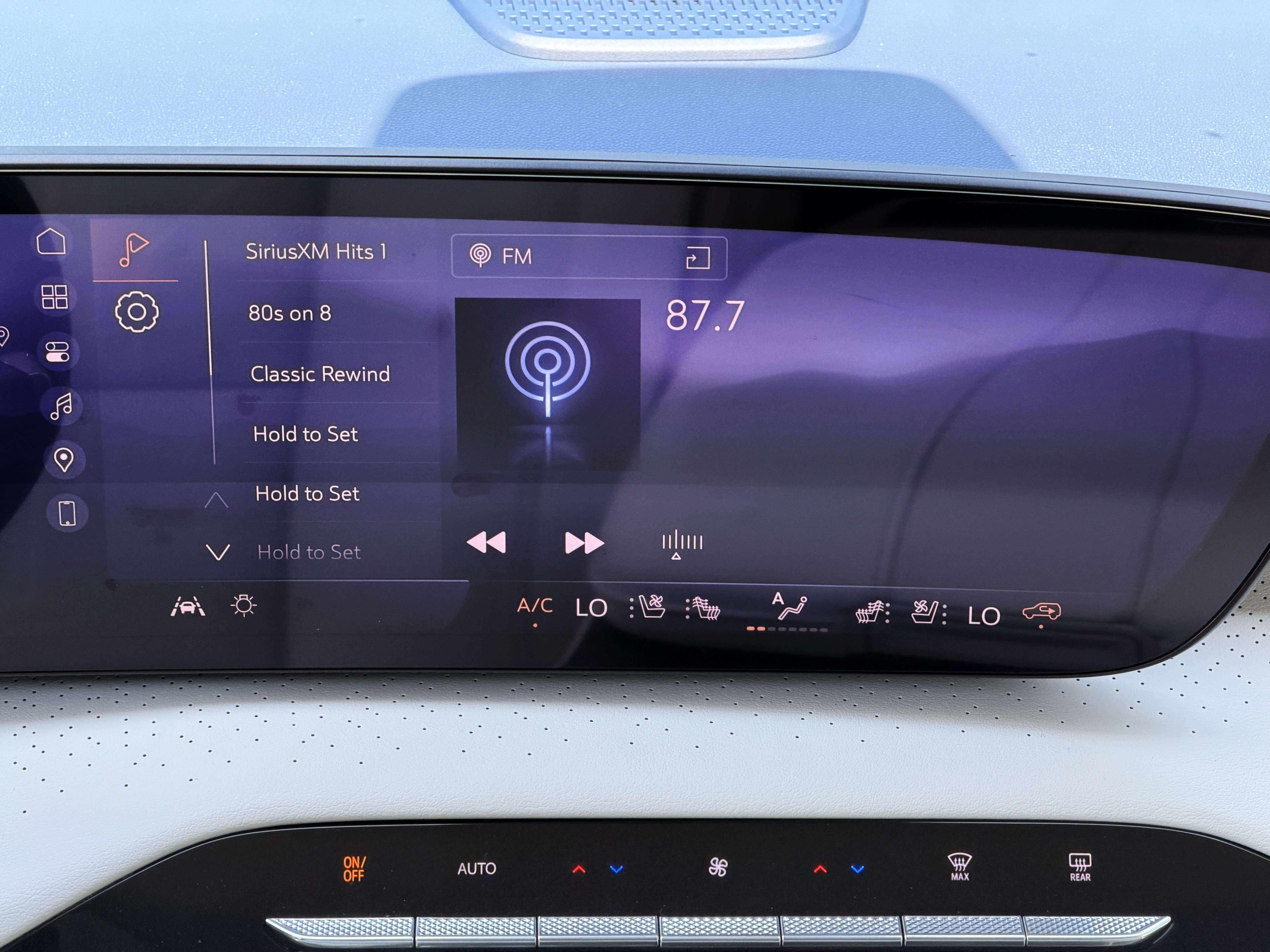New 2026 Buick Enclave Avenir w/ Super Cruise Package FWD image 30
