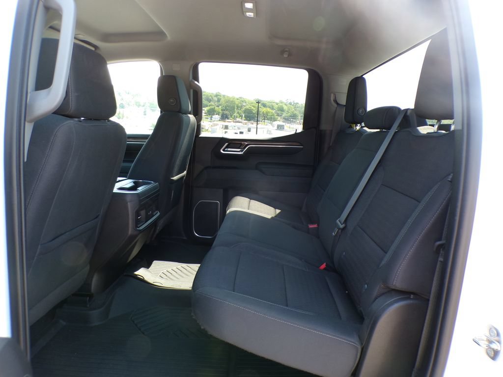 Used 2023 Chevrolet Silverado 1500 LT Trail Boss AWD/4WD image 16