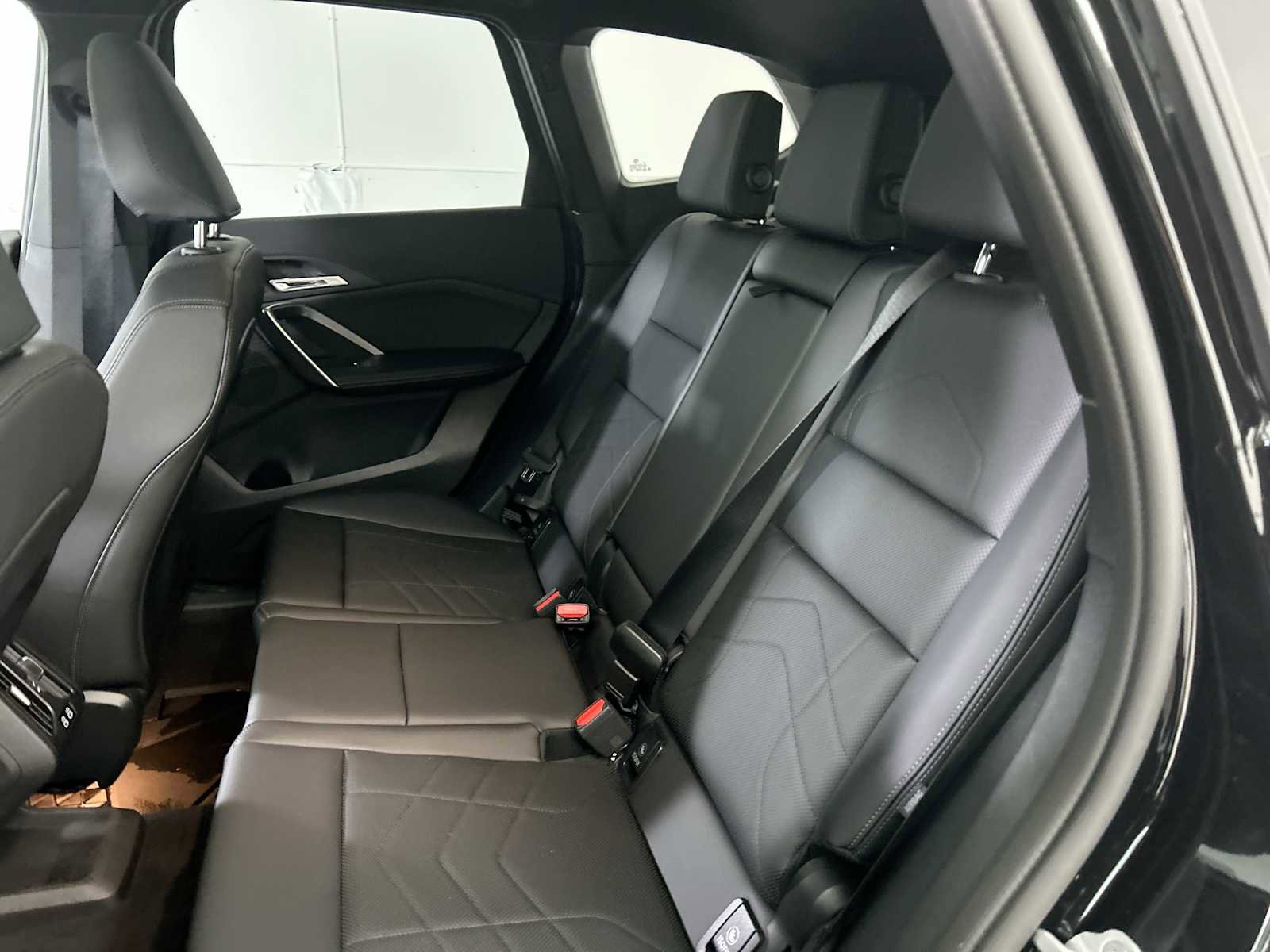 Used 2025 BMW X1 xDrive28i w/ Convenience Package image 24