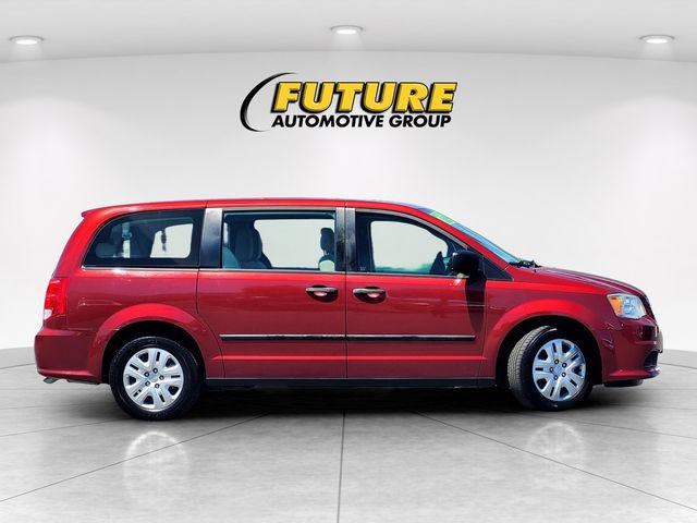 Used 2015 Dodge Grand Caravan American Value Package FWD image 3