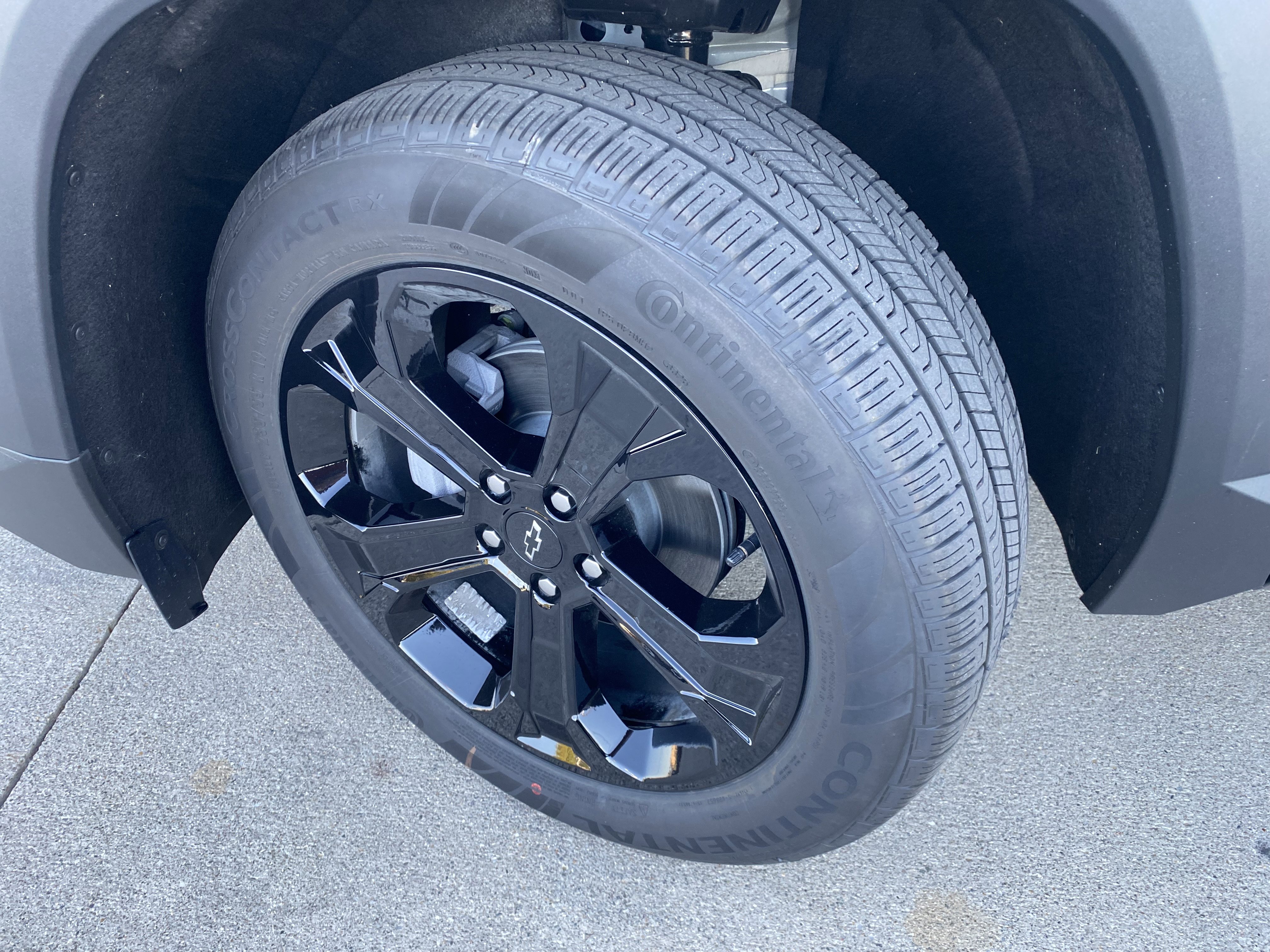 New 2026 Chevrolet Equinox LT w/ Convenience Package II image 21