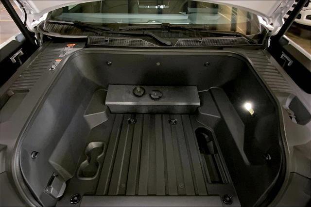 New 2026 GMC Sierra EV Elevation image 7