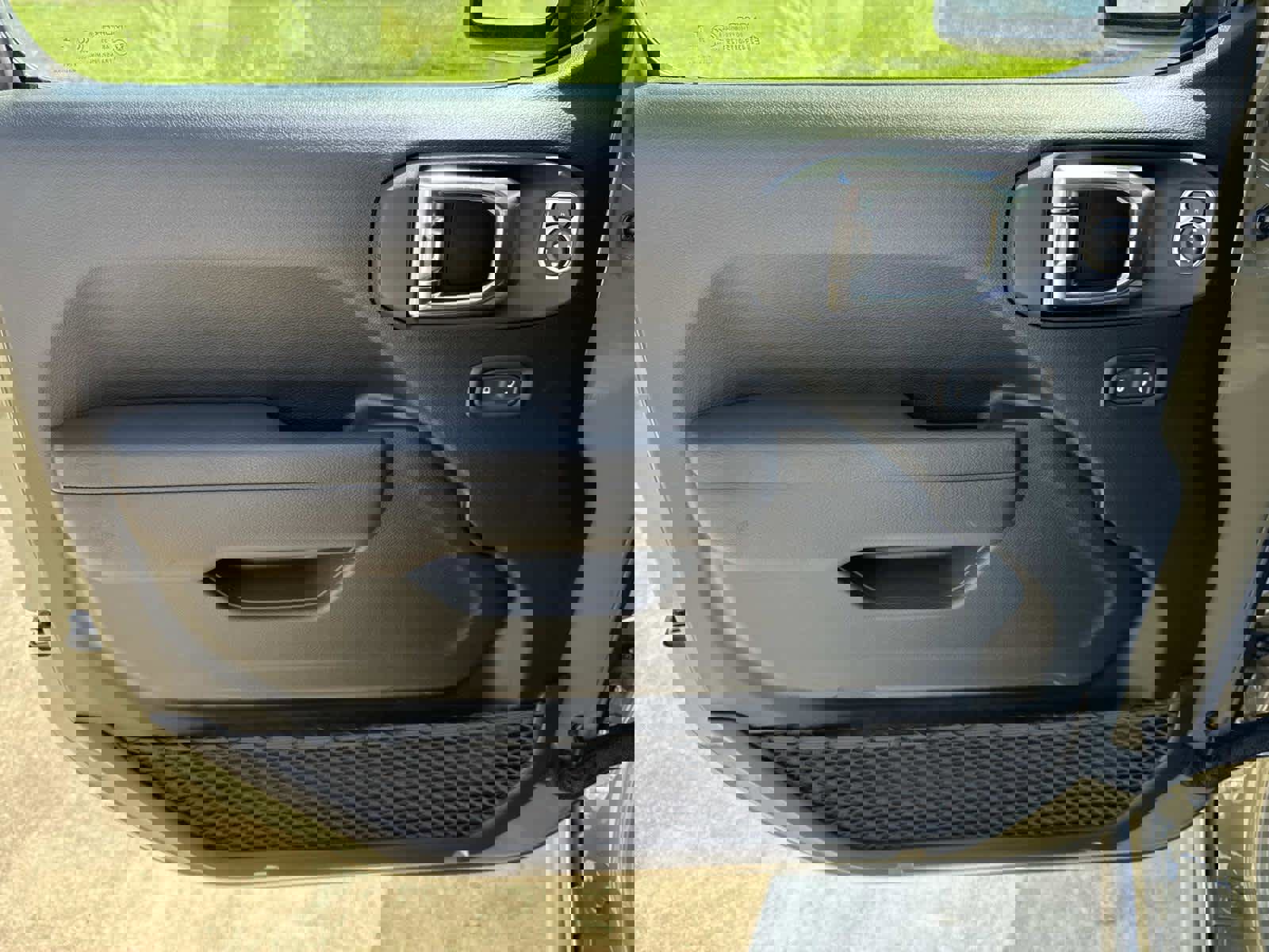 New 2025 Jeep Wrangler Willys image 30