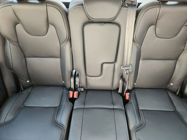 New 2026 Volvo XC90 T8 Ultra w/ Protection Package AWD/4WD image 14