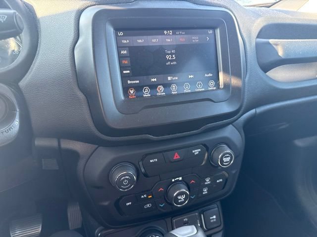 Used 2019 Jeep Renegade Altitude w/ Quick Order Package 2XM AWD/4WD image 17