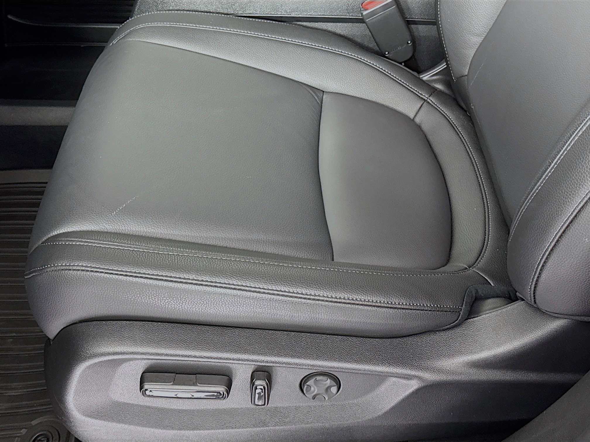 Certified 2026 Honda Odyssey EX-L image 18