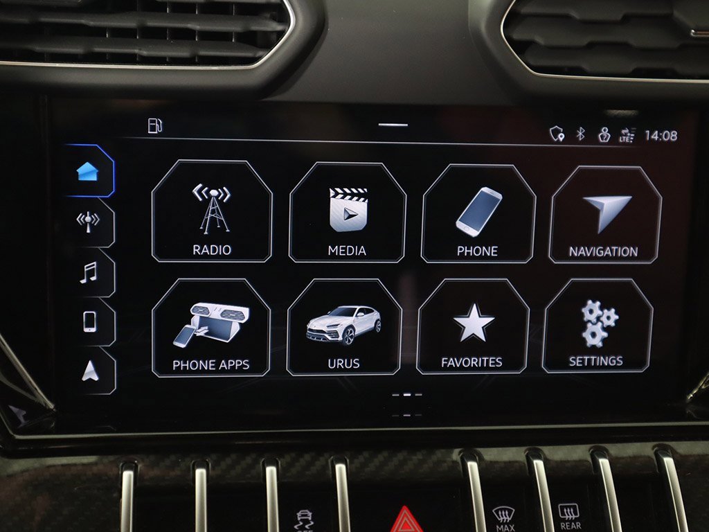 Used 2022 Lamborghini Urus image 45