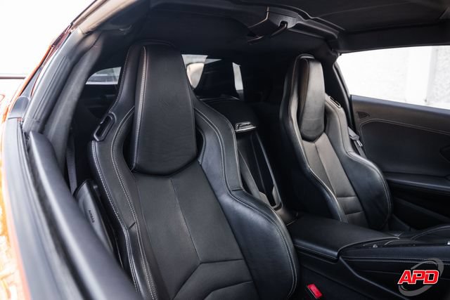 Used 2020 Chevrolet Corvette Stingray Coupe w/ 1LT RWD image 23