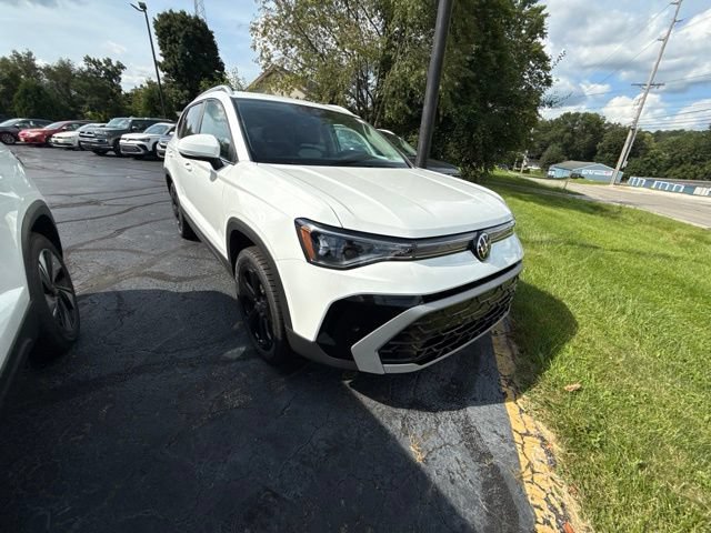 New 2026 Volkswagen Taos SEL AWD/4WD 360° Tour