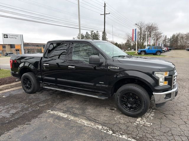 Used 2016 Ford F150 XLT w/ XTR Package image 8