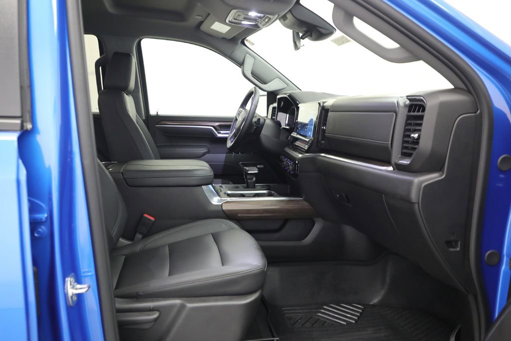 Certified 2026 Chevrolet Silverado 1500 RST w/ RST All Star Premium Package AWD/4WD image 10