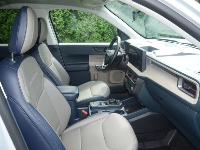 Used 2025 Ford Maverick Lariat w/ 4K Tow Package AWD/4WD image 27