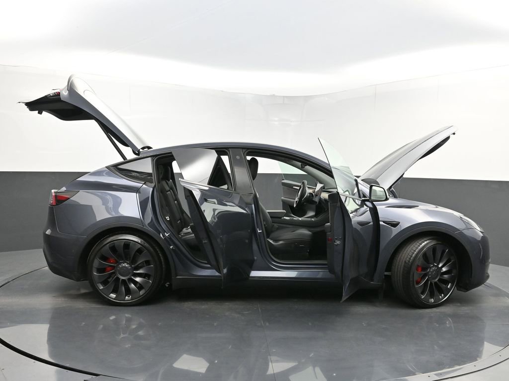 Used 2022 Tesla Model Y Performance AWD/4WD image 32