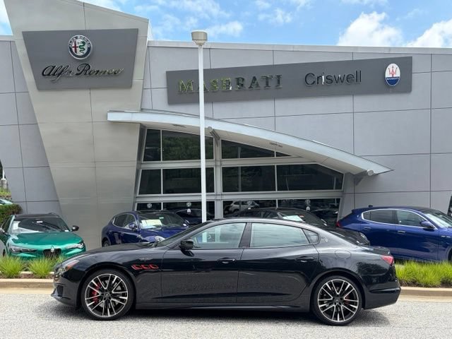 Used 2022 Maserati Quattroporte Trofeo RWD image 8