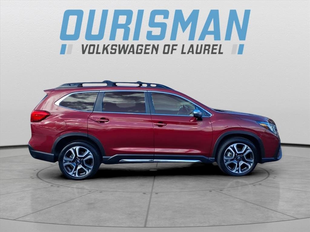 Used 2023 Subaru Ascent Limited w/ Technology Package image 2