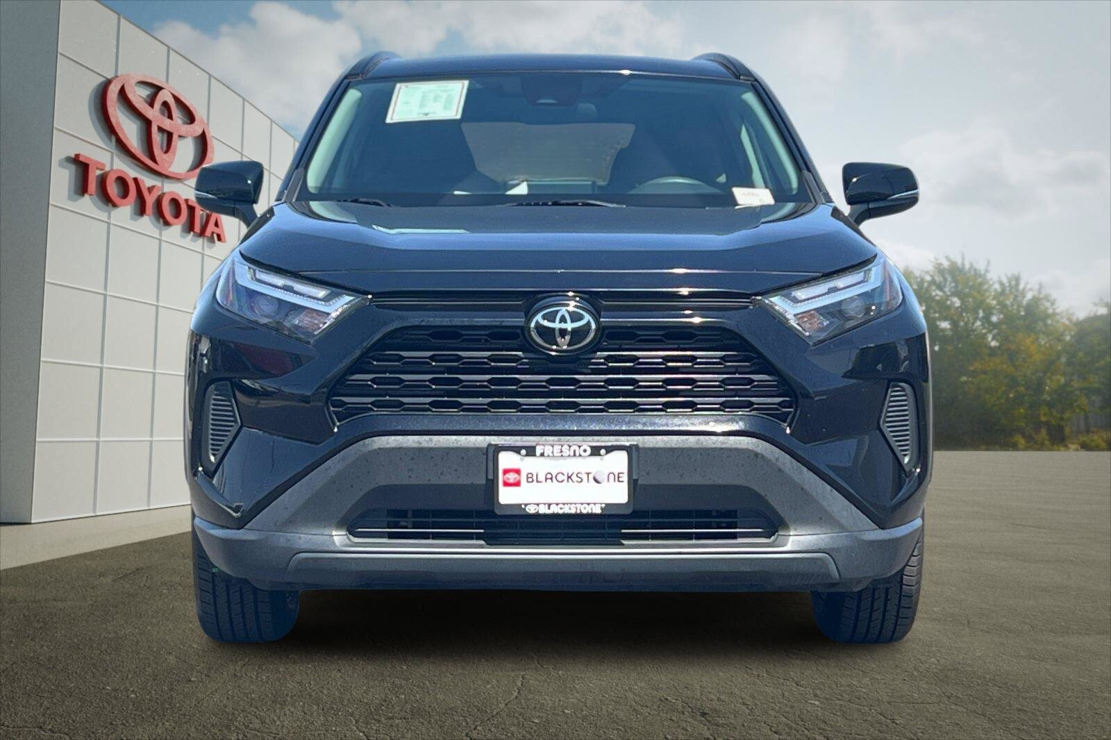 Certified 2024 Toyota RAV4 XLE FWD image 8