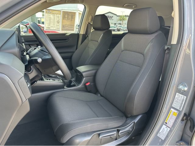 Used 2025 Honda CR-V LX image 12