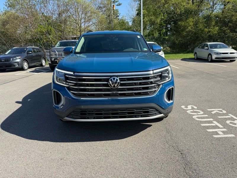 Used 2026 Volkswagen Atlas SE AWD/4WD image 2