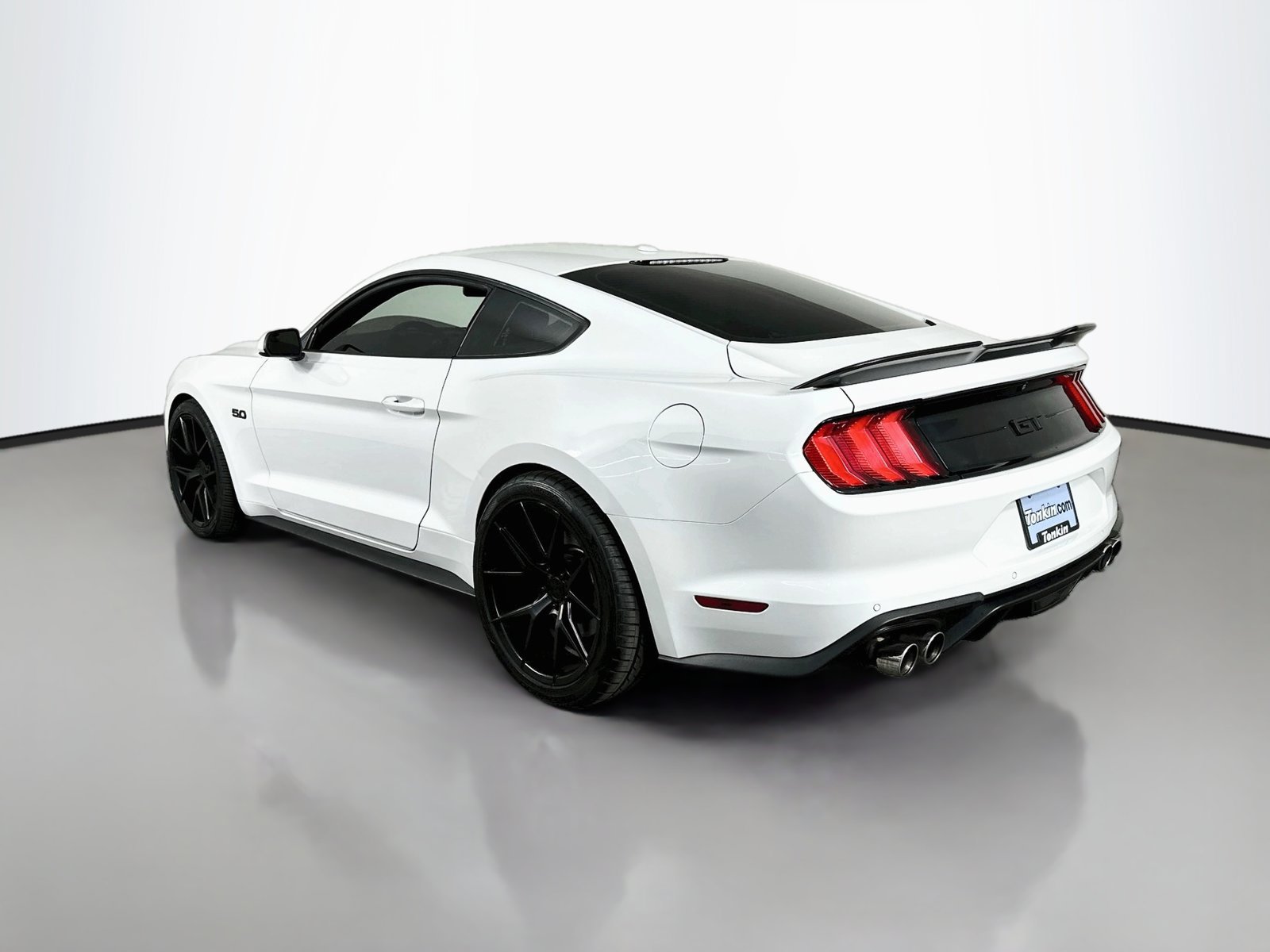 Used 2019 Ford Mustang GT w/ Equipment Group 301A RWD image 6
