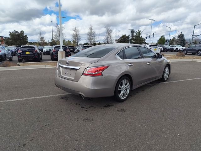 Used 2015 Nissan Altima 3.5 SL image 3