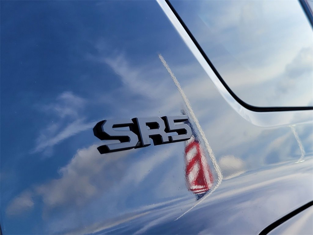 New 2025 Toyota 4Runner SR5 image 6