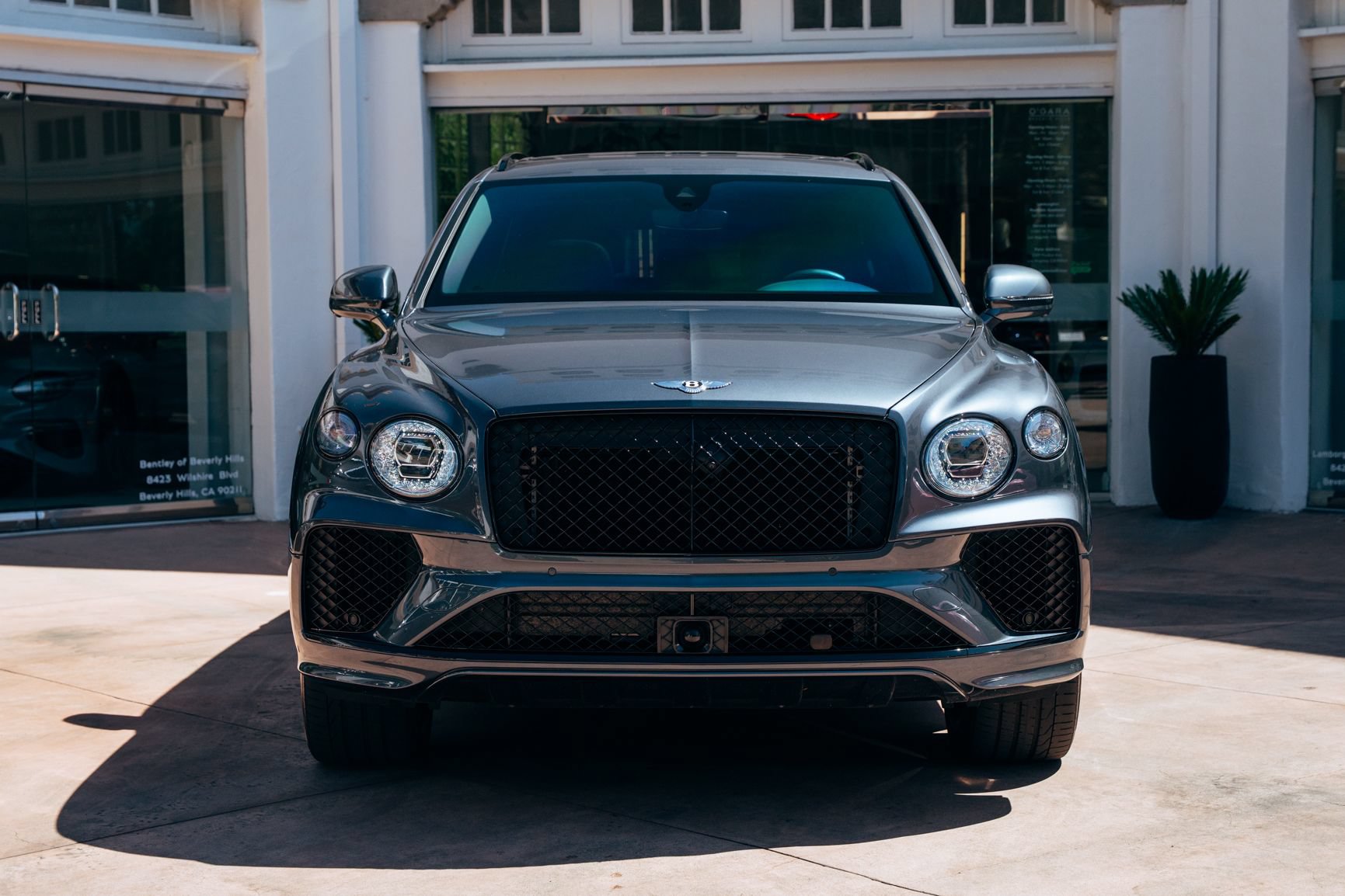 Used 2024 Bentley Bentayga Extended Wheelbase AWD/4WD image 13