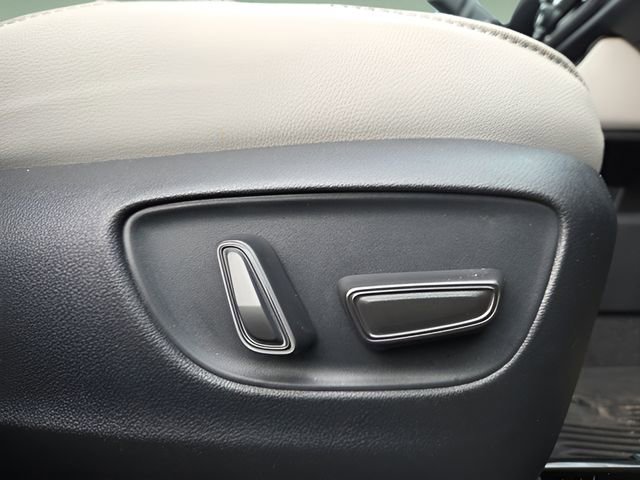 Used 2024 Toyota Grand Highlander MAX Platinum image 16