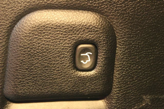 Used 2020 Jeep Grand Cherokee Limited w/ Luxury Group II RWD image 18