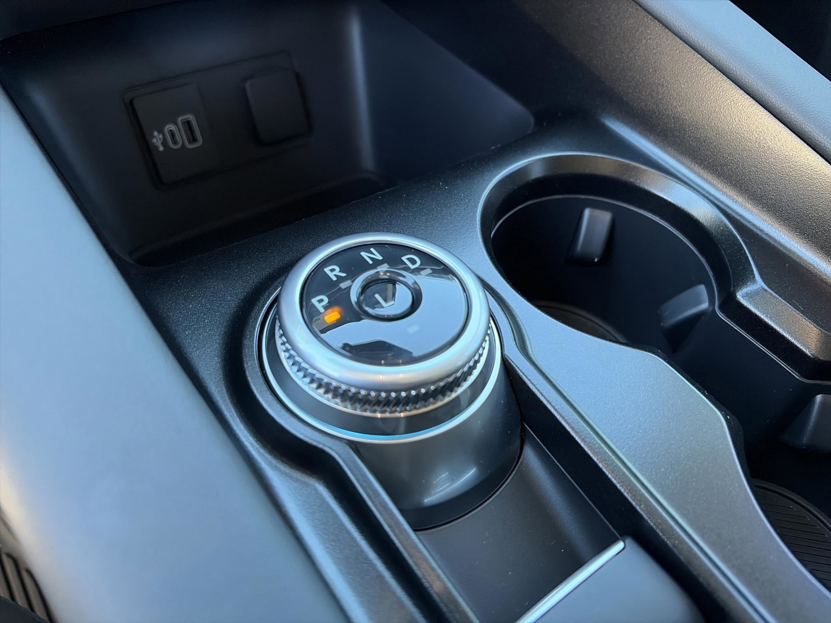 New 2026 Ford Explorer Active w/ Active Comfort Package image 15