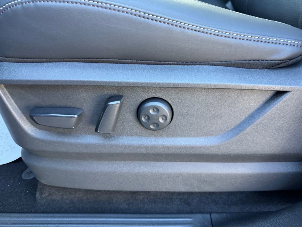 New 2026 Nissan Armada Platinum image 17