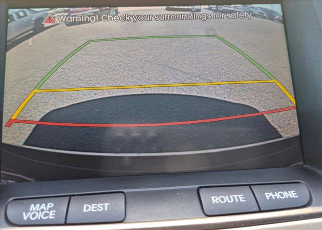 Used 2013 Hyundai Genesis 3.8 w/ Premium Pkg RWD image 18