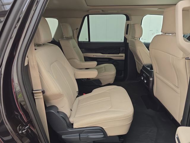 Used 2023 Ford Expedition Max Platinum image 38