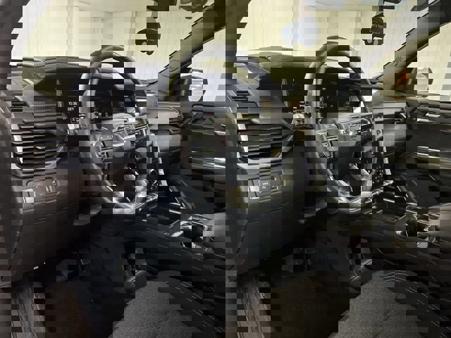 Certified 2025 GMC Acadia Elevation image 10