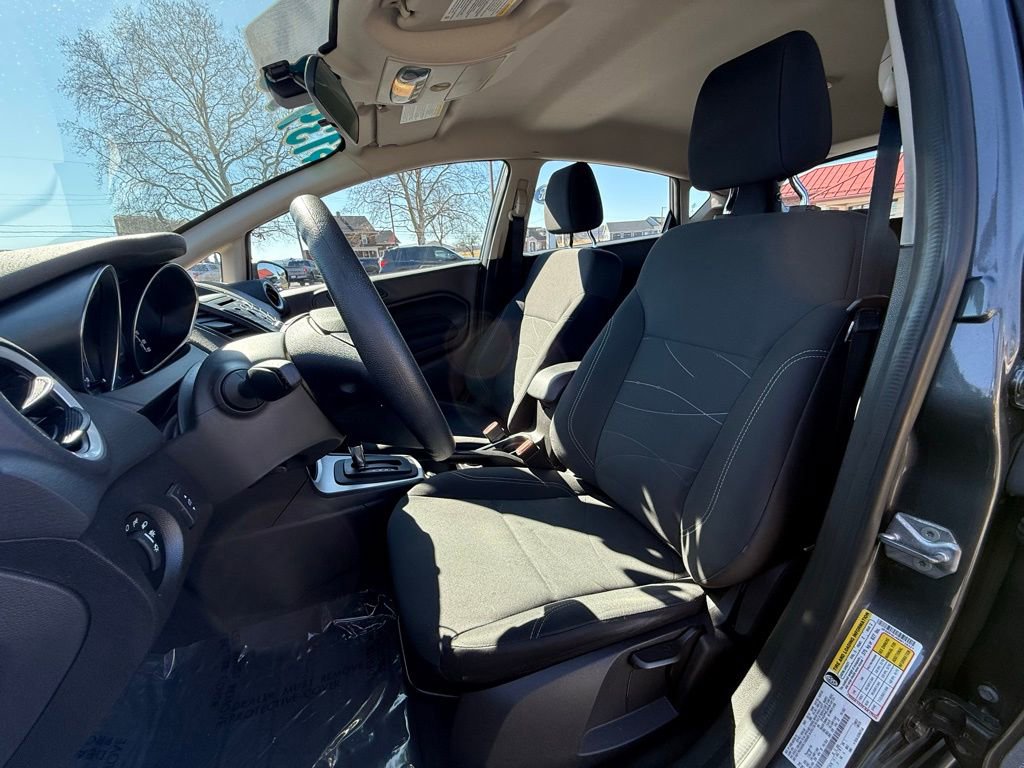 Certified 2019 Ford Fiesta SE image 14