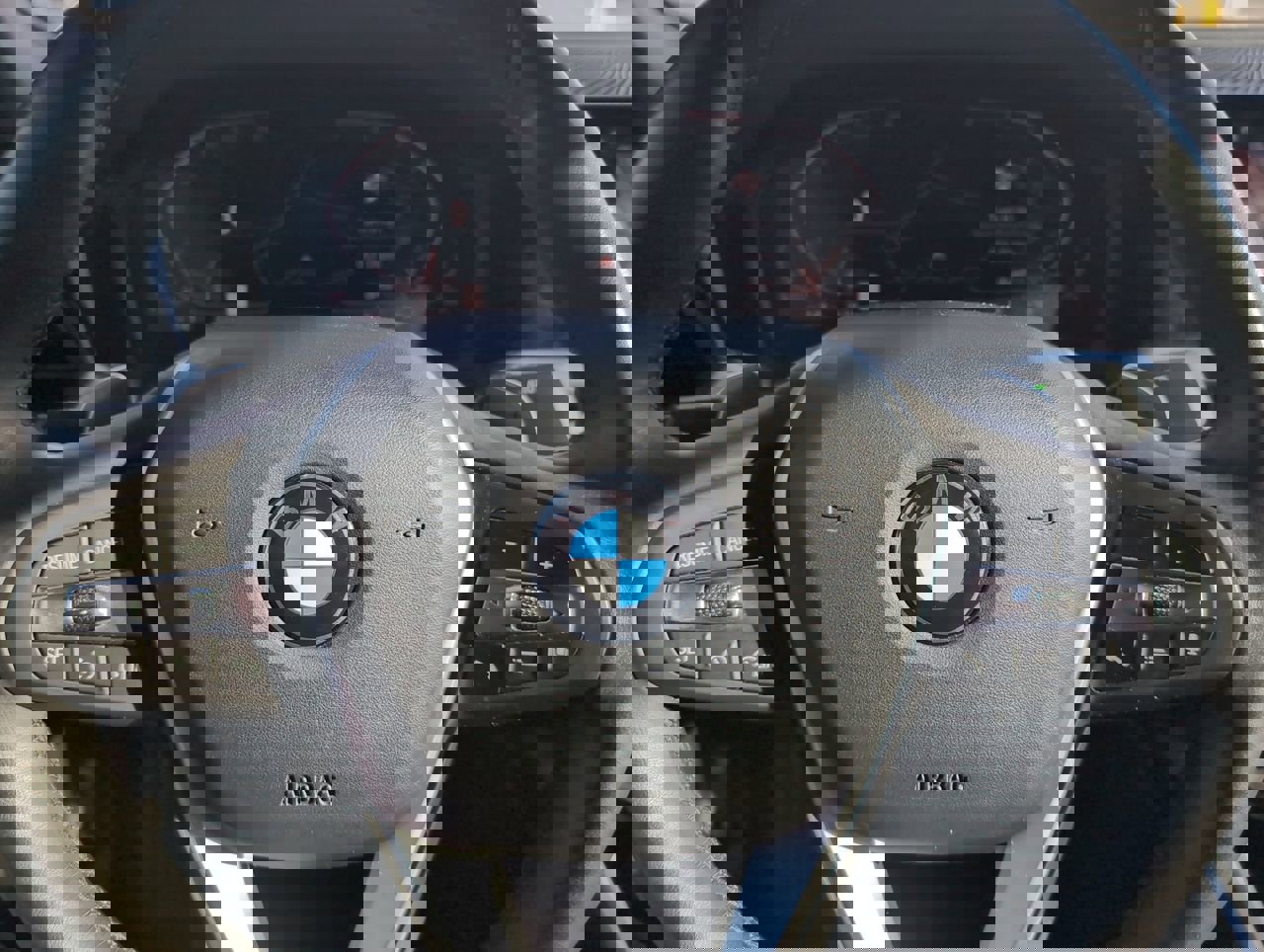 Used 2020 BMW 330i xDrive Sedan w/ Convenience Package image 18