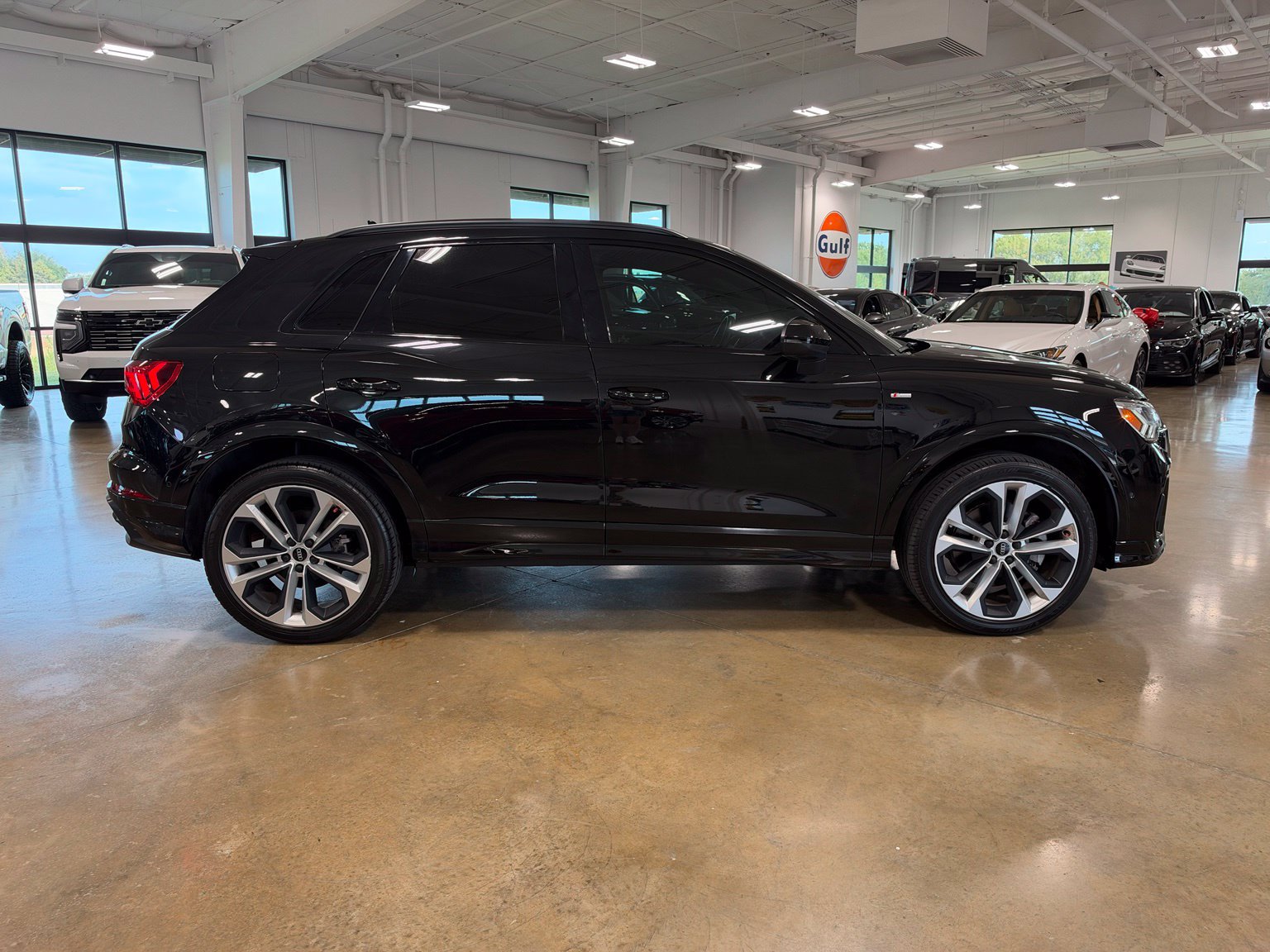 Used 2021 Audi Q3 2.0T Premium Plus w/ Premium Plus Package AWD/4WD image 9