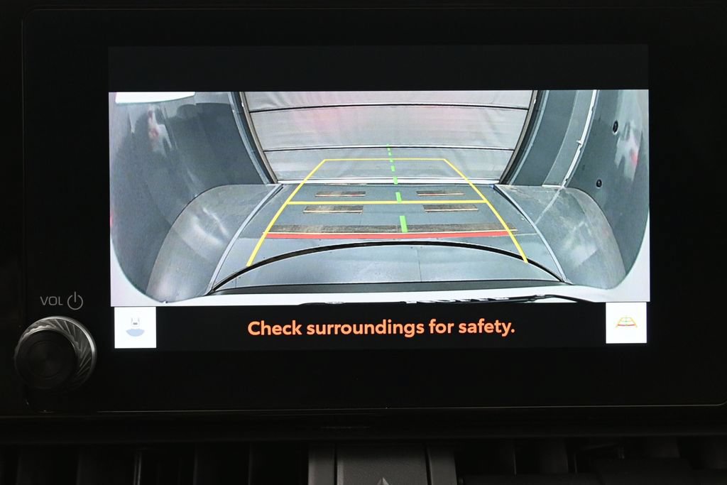 Used 2025 Toyota RAV4 XLE AWD/4WD image 21