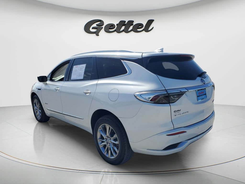 Used 2023 Buick Enclave Avenir w/ Avenir Technology Package image 7