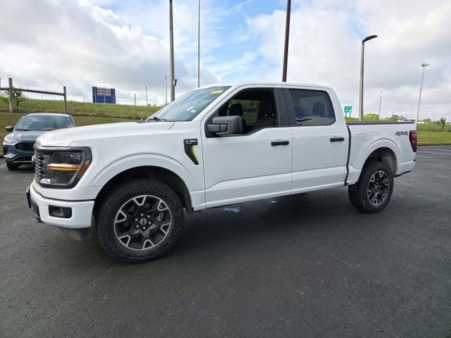 Used 2024 Ford F150 STX w/ Tow/Haul Package image 9